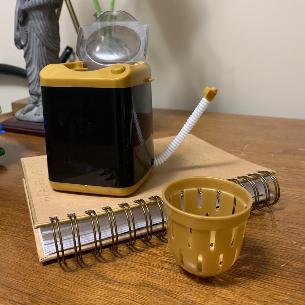 Makeup sponge washer machine